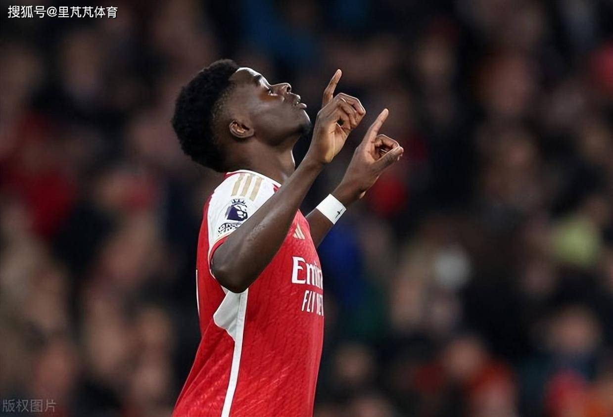 大战在即阿森纳迎喜讯：第一明星续约达成协议，23岁的他是真核心